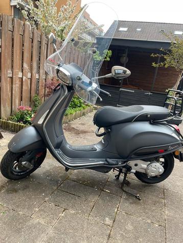 Piaggio Vespa Sprint Mat Grijs beschikbaar voor biedingen