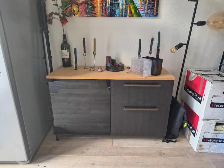 Besta kast || IKEA || 140x44x76, Huis en Inrichting, Kasten | Buffetkasten, Zo goed als nieuw, Minder dan 100 cm, 100 tot 150 cm