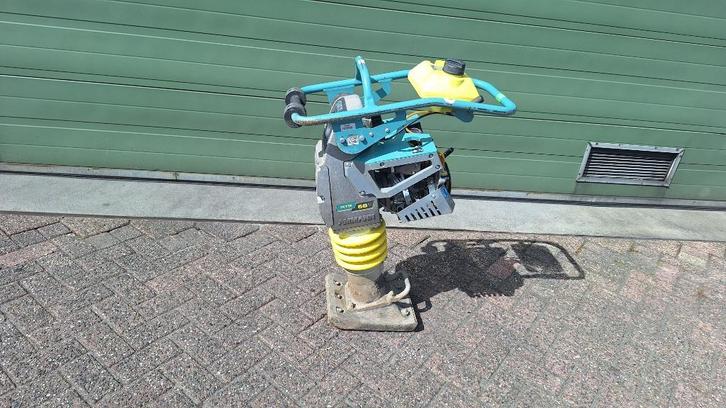 Trilstamper 15kN benzine Ammann, ATR68C, bj 2019, Tuin en Terras, Hand-tuingereedschap, Gebruikt, Overige soorten, Ophalen