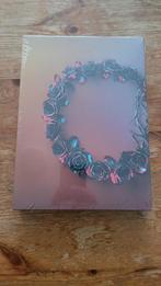 The rose Dual album dusk versie sealed met pc kpop, Ophalen of Verzenden, Zo goed als nieuw, Aziatisch