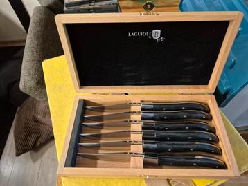 Laguiole Steakmessenset in Houten Kist beschikbaar voor biedingen