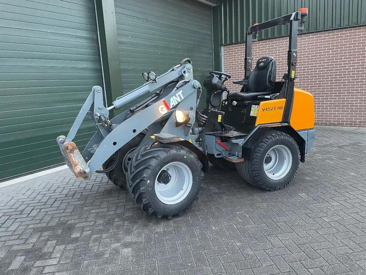 Giant 452 HD keurige shovel (bj 2014), Zakelijke goederen, Machines en Bouw | Kranen en Graafmachines, Wiellader of Shovel