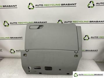Dashboardkastje Audi A3 8V ORIGINEEL 8V1857035A beschikbaar voor biedingen