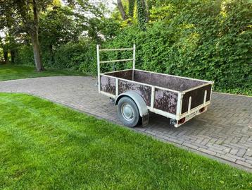 Geremde aanhanger 750 kG beschikbaar voor biedingen