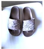 zand/goudkleur sandalen maat 37, Kleding | Dames, Beige, Zo goed als nieuw, Sandalen of Muiltjes, Ophalen of Verzenden