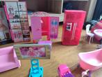 Enorme hoeveelheid barbiespullen! Inclusief kasteel, Ophalen, Gebruikt, Barbie