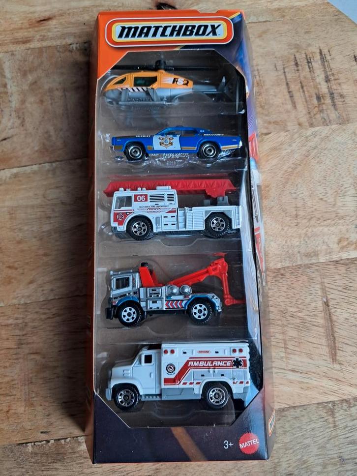 Matchbox MBX Rescue V nieuw 5 pack Dodge MBX, Hobby en Vrije tijd, Modelauto's | Overige schalen, Nieuw, Auto, Ophalen of Verzenden