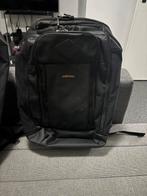 2 rugzakken van quechua decathlon, Ophalen, Zo goed als nieuw, Hard kunststof, Minder dan 50 cm