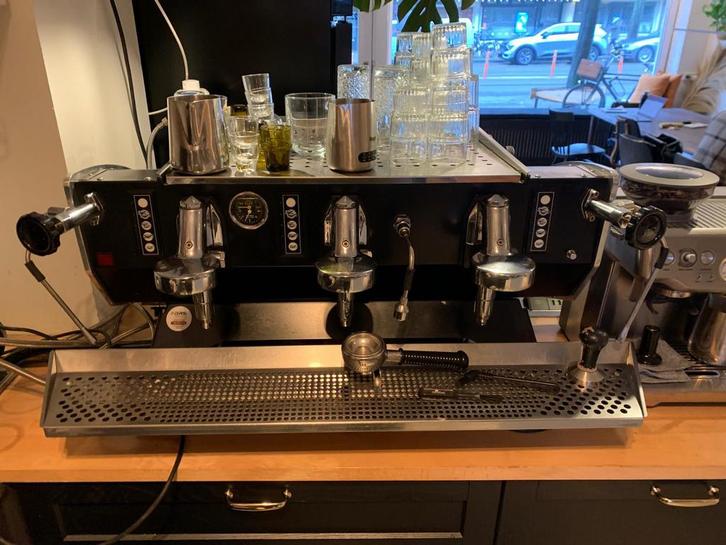 Kees van der Westen Mirage 3 groeps, Witgoed en Apparatuur, Koffiezetapparaten, Zo goed als nieuw, Espresso apparaat, 10 kopjes of meer