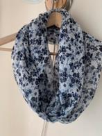 Mooie sjaal van Janina blauw donkerblauw wit nieuw, Maat 46/48 (XL) of groter, Nieuw, Ophalen of Verzenden, Sjaal