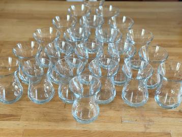 Amuse glaasjes beschikbaar voor biedingen