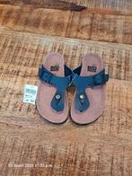 Maat 31, Nieuwe stevige teenslippers, sandalen, instappers, Jongen of Meisje, Schoenen, Nieuw, Ophalen of Verzenden