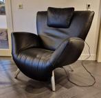 LEOLUX Panta Rhei elektrisch verstelbare fauteuil zwartleder, Huis en Inrichting, Fauteuils, Ophalen, Zo goed als nieuw, 100 tot 125 cm