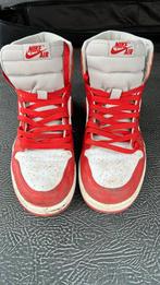 Nike air jordan maat 44, Ophalen of Verzenden, Zo goed als nieuw, Schoenen