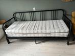 Slaapbank FYRESDAL + 2 foammatras AFJÄLL, Huis en Inrichting, Ophalen, Zo goed als nieuw, Tweepersoons, 200 cm