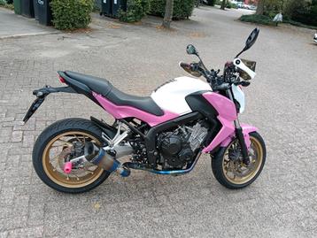 Honda CB650f 2015 beschikbaar voor biedingen