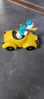Donald Duck in de gele auto, Ophalen of Verzenden, Donald Duck, Zo goed als nieuw, Beeldje of Figuurtje