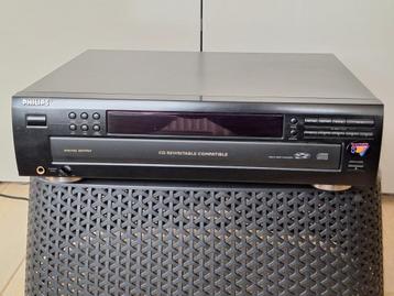 Carousel Disc Changer CDC 775 beschikbaar voor biedingen