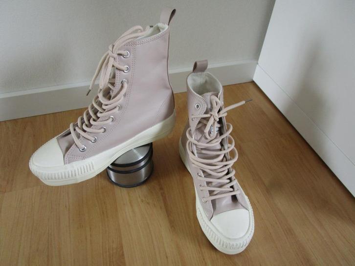 British Knights - halfhoge lichtroze sneakers maat 36, Kleding | Dames, Schoenen, Zo goed als nieuw, Sneakers of Gympen, Roze