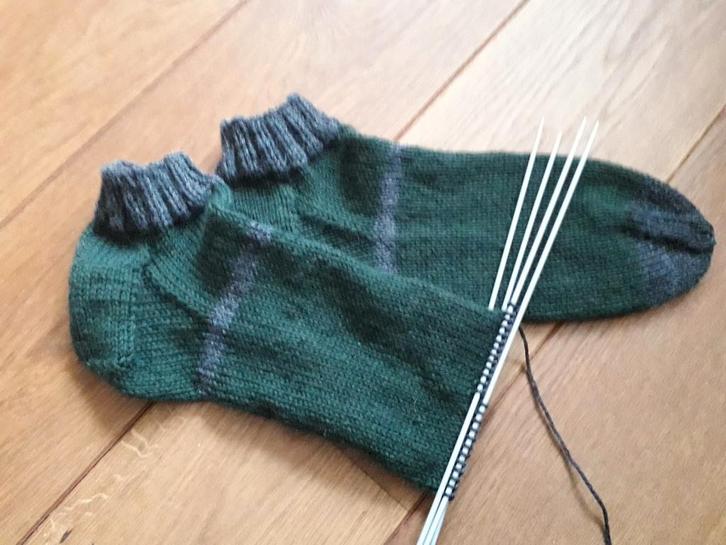 Gebreide korte sokken van sokkenwol. 75% wol. Maat 46/47, Kleding | Heren, Sokken en Kousen, Nieuw, Maat 43 t/m 46, Overige kleuren