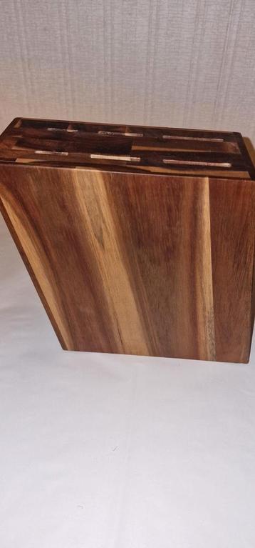 Ah boretti messenblok acacia messen blok beschikbaar voor biedingen