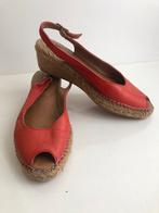 Rode leren espadrilles,39, Cypres, Ophalen of Verzenden, Zo goed als nieuw, Espadrilles of Moccasins