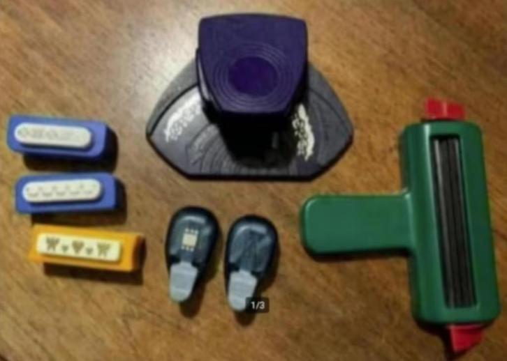 Perforator, pons sierranden aan kaarten te maken; creative, Hobby en Vrije tijd, Kaarten | Zelf maken, Zo goed als nieuw, Pons of Mal