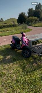 Piaggio zip brom 125, Fietsen en Brommers, Scooters | Piaggio, Verzenden, Zo goed als nieuw, Benzine, Zip