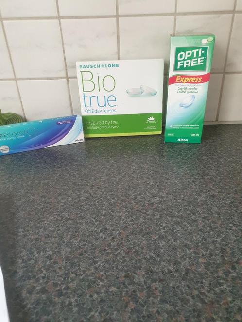 Contact lenzen +0,50 95 stuks NIEUW met lenzenvloeistof!!!!, Sport en Fitness, Gezondheidsproducten en Wellness, Nieuw, Overige typen