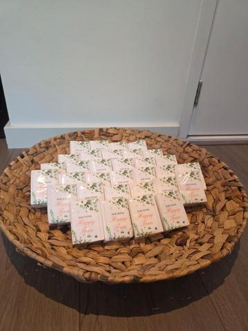 Tissues bruiloft beschikbaar voor biedingen