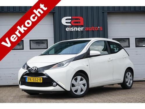 Toyota Aygo 1.0 VVT-i x-play | CAMERA | BLUETOOTH |, Auto's, Toyota, Bedrijf, Te koop, Aygo, ABS, Achteruitrijcamera, Airbags