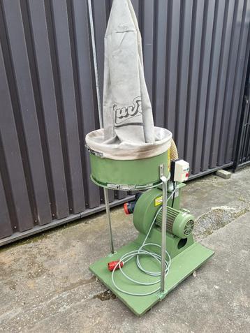 Huvema Houtmotafzuiger / Zaagselafzuiger / krullenafzuiger beschikbaar voor biedingen