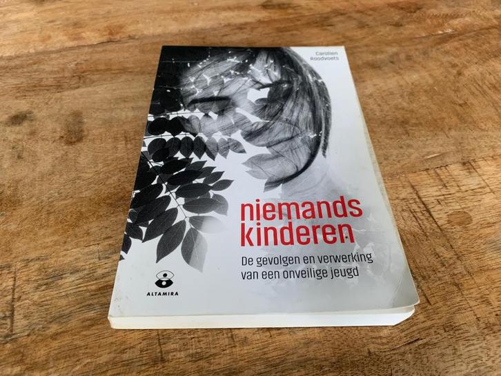Niemands kinderen – Carolien Roodvoets (Psychologie), Boeken, Psychologie, Gelezen, Ophalen of Verzenden