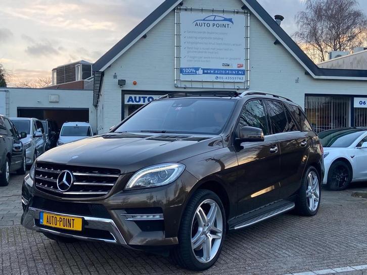 Mercedes-Benz M-klasse 350 AMG/PANO/SFEER/3XTV/NIGHTVISION/L, Auto's, Mercedes-Benz, Bedrijf, Te koop, M-Klasse, 4x4, ABS, Achteruitrijcamera
