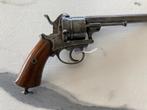 Groot en antiek pen vuur revolver, cal. 12 mm., Ophalen of Verzenden