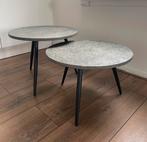 2x bijzettafels grijs betonlook ZGAN, Huis en Inrichting, Tafels | Bijzettafels, Minder dan 55 cm, Rond, Zo goed als nieuw, Ophalen