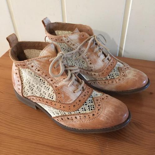 Klassieke hoge bruine beige leren schoenen van Bronx, mt 37, Kleding | Dames, Schoenen, Zo goed als nieuw, Lage of Enkellaarzen