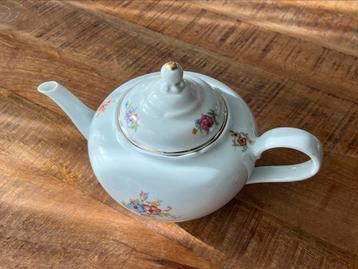 Bavaria servies theepot beschikbaar voor biedingen