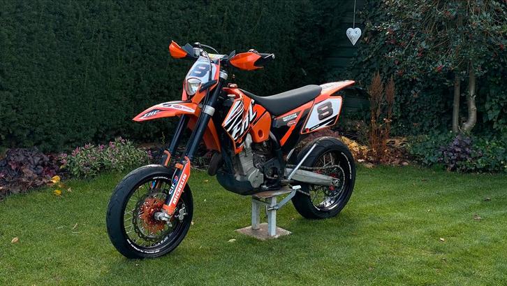 KTM 400 EXC 2007 | Akrapovic | Supermoto | SM-Pro velgen, Motoren, Motoren | KTM, Bedrijf, SuperMoto, 12 t/m 35 kW, 1 cilinder