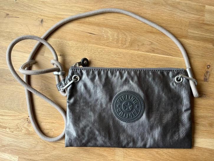 Kipling Kleine crossbody tas, Sieraden, Tassen en Uiterlijk, Tassen | Schoudertassen, Zo goed als nieuw, Kipling, Overige kleuren