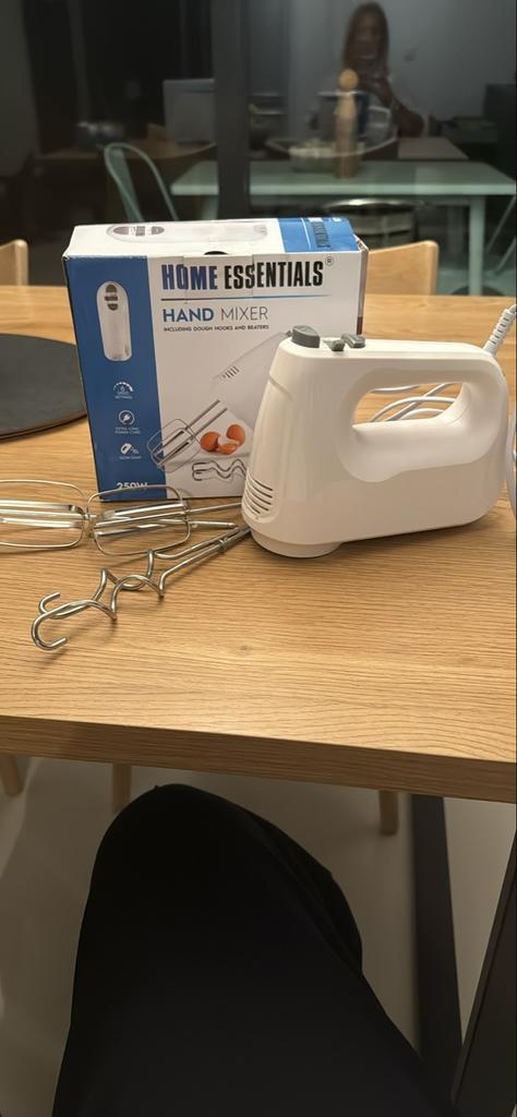 Handmixer - Perfect voor bakken!, Witgoed en Apparatuur, Keukenmixers, Zo goed als nieuw, Minder dan 1 liter, 3 snelheden of meer