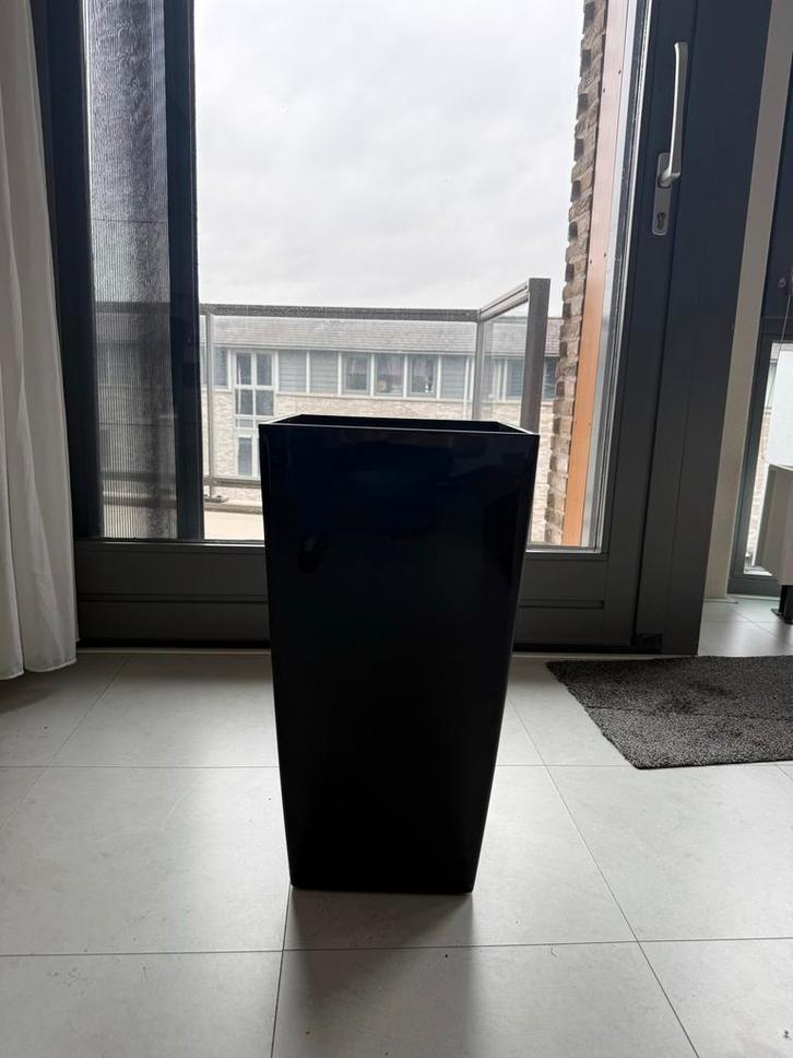 Lechuza Plantenbak Zwart Glanzend - 30x30x56 cm, Tuin en Terras, Bloempotten, Zo goed als nieuw, Kunststof, Binnen, 40 tot 70 cm