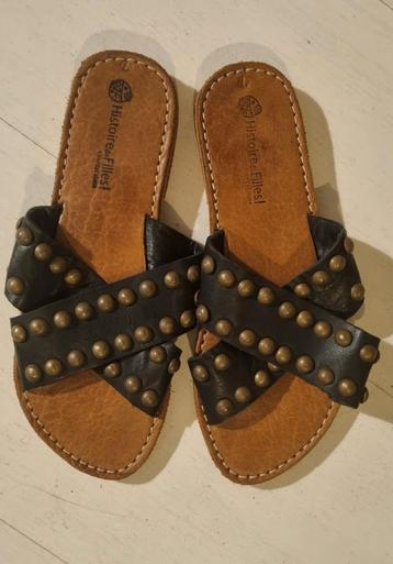 Leren slippers maat 37 beschikbaar voor biedingen