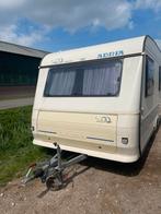Adria caravan 5104DD, Caravans en Kamperen, Caravans, Vast bed, Adria, 6 tot 7 meter, Kachel
