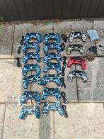 18 X PLAYSTATION 4 COMPATIBLE CONTROLLERS CAMO  (NIEUW), Ophalen, Nieuw, Met 2 controllers
