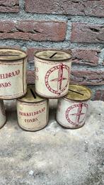Spaarpotjes van blik”Prikkeldraad fonds “5 stuks, Ophalen of Verzenden, Landmacht, Nederland