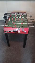 Leuke voetbaltafel op poten met mooie print., Ophalen, Zo goed als nieuw