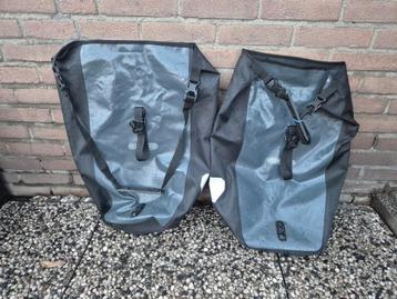 Ortlieb Classic set diverse kleuren beschikbaar voor biedingen