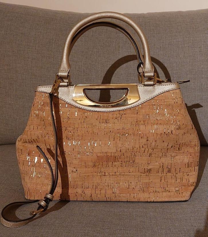 Handtas van kurk met goudkleurige accenten, Sieraden, Tassen en Uiterlijk, Tassen | Damestassen, Nieuw, Handtas, Blauw, Ophalen of Verzenden