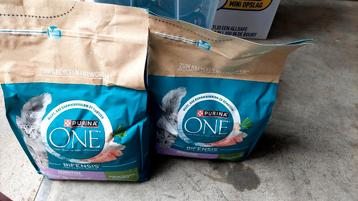 Purina One Sensitive 2.8kg 2zakken beschikbaar voor biedingen